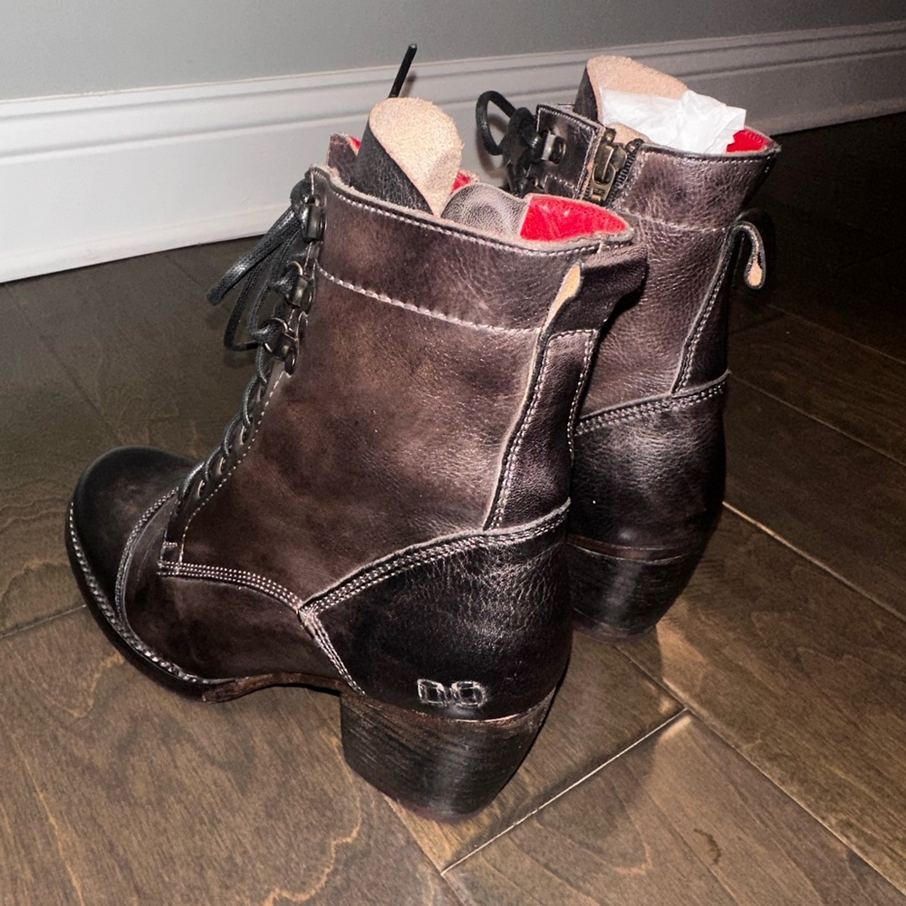 BED|STU Brown Lace-Up Leather Ankle Boots with Red Lining - Picture 4 of 16